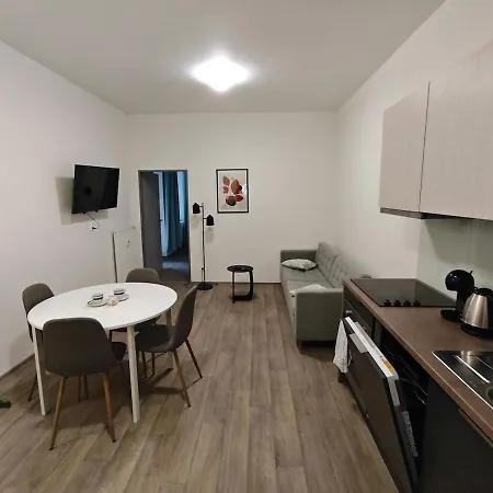 Center 2 Loznice Balkon Brno